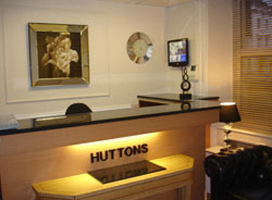 Huttons Hotel