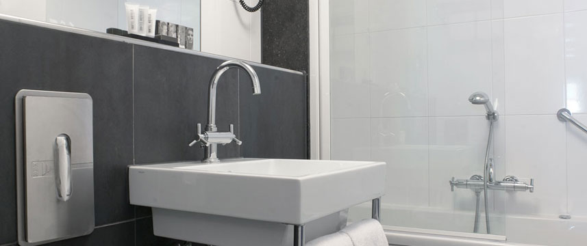 Inntel Hotels Suite Bathroom Inntel Hotels Suite Bathroom