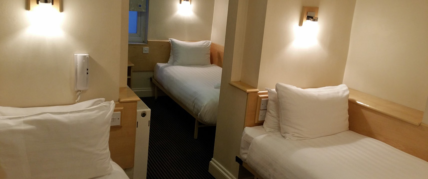 Jesmond Dene Hotel - Triple Room Jesmond Dene Hotel - Triple Room