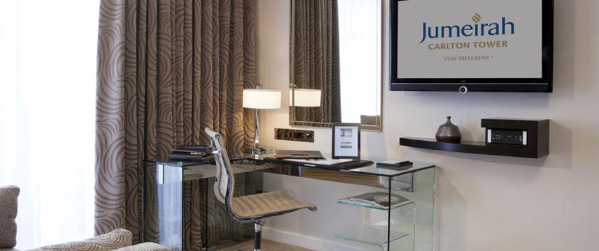 Jumeirah Carlton Tower - Desk