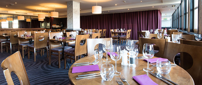 Jurys Inn Edinburgh - Dining Room