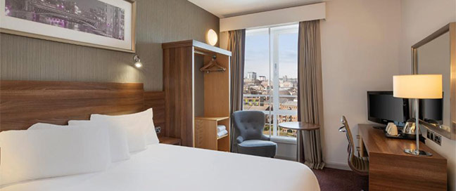 Jurys Inn Leeds - Double Room Jurys Inn Leeds - Double Room