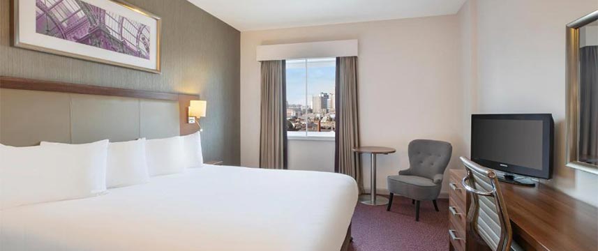 Jurys Inn Leeds - Superior Room Jurys Inn Leeds - Superior Room
