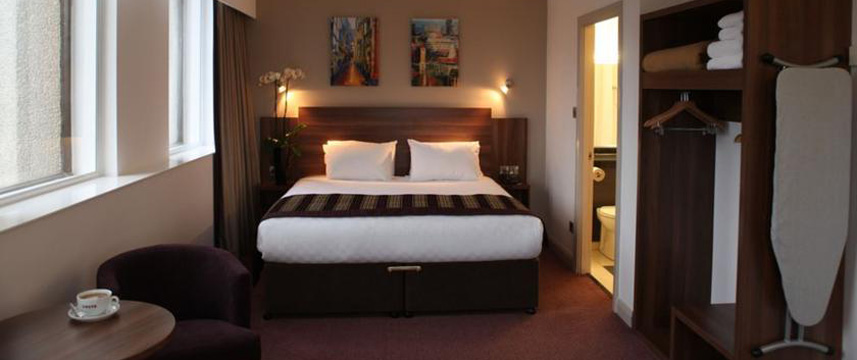 Jurys Inn Newcastle - Bedroom Double Jurys Inn Newcastle - Bedroom Double