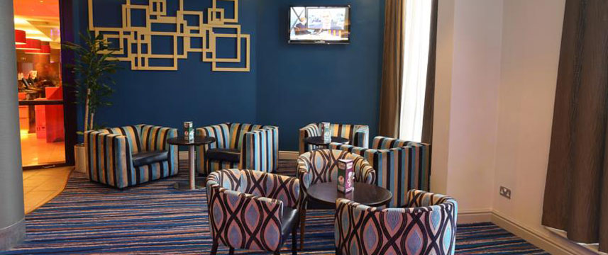 Jurys Inn Newcastle - Seating Area Jurys Inn Newcastle - Seating Area