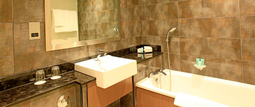 Kensington Close - Club bathroom Kensington Close - Club bathroom