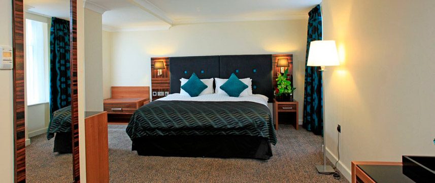 Kensington Close - Club room Kensington Close - Club room