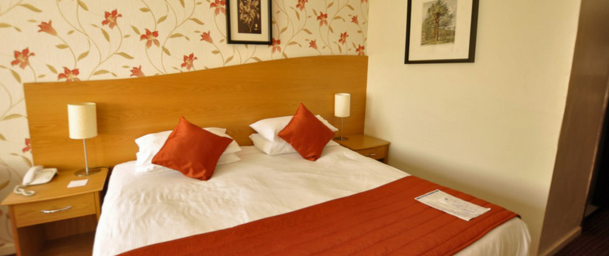 Kensington Court Hotel - Bedroom