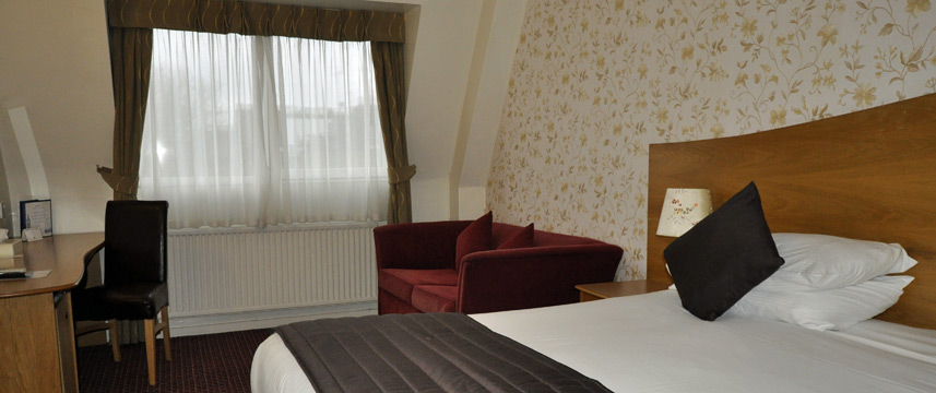 Kensington Court Hotel - Room Features