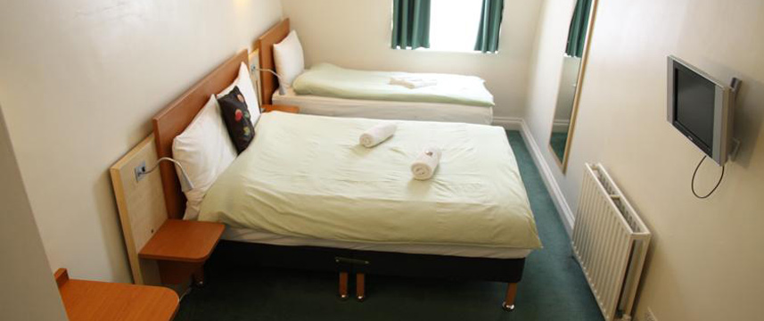 Kensington West - Guest Family room Kensington West - Guest Family room