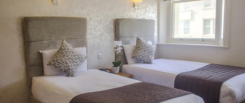 Kings Hotel Brighton - Twin Beds