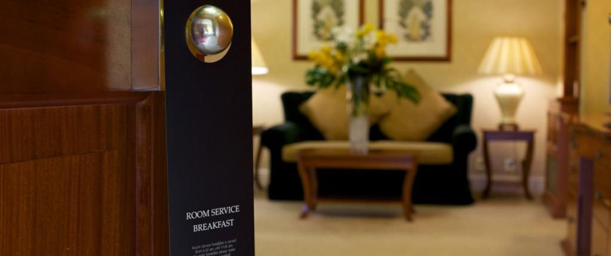 Kingsway Hall - Room Service Kingsway Hall - Room Service