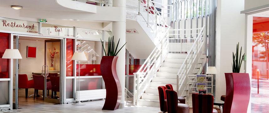 Kyriad Bercy Village Hotel - Interior Kyriad Bercy Village Hotel - Interior