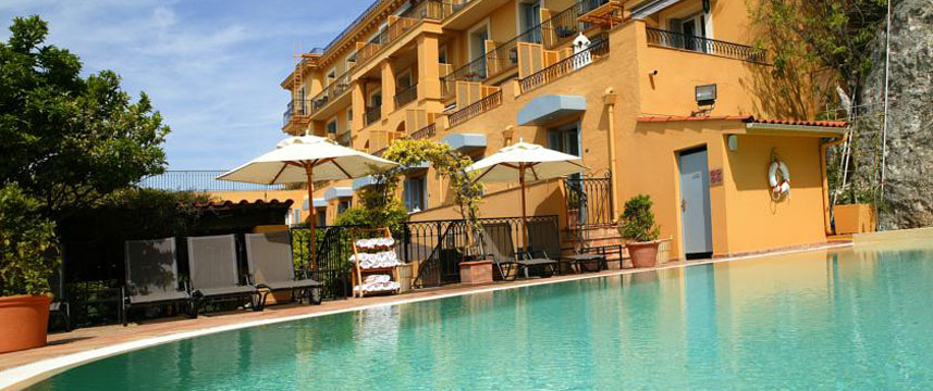 La Perouse Hotel - Pool
