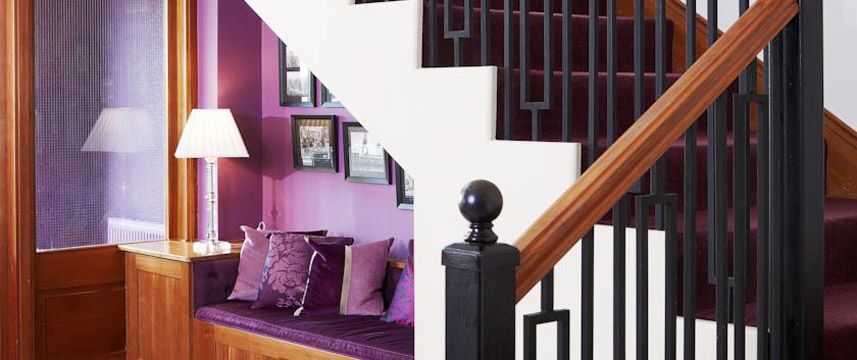 Lancaster Lodge - Stairway Lancaster Lodge - Stairway