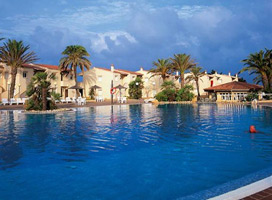 Las Palmeras Apartments