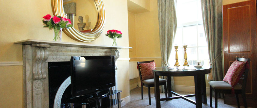 Latchfords Apartments - Sitting Room