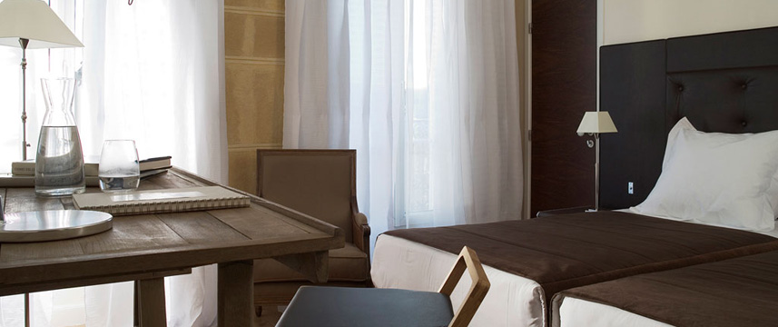 Le 123 Elysees - Superior Twin Room Le 123 Elysees - Superior Twin Room