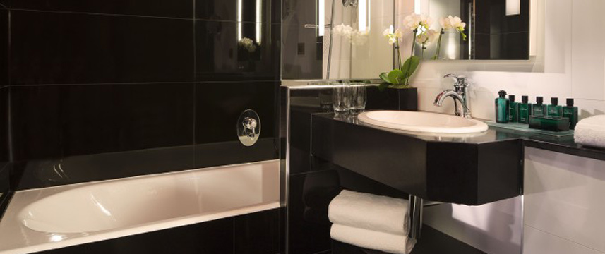 Le Belmont Bathroom Le Belmont Bathroom