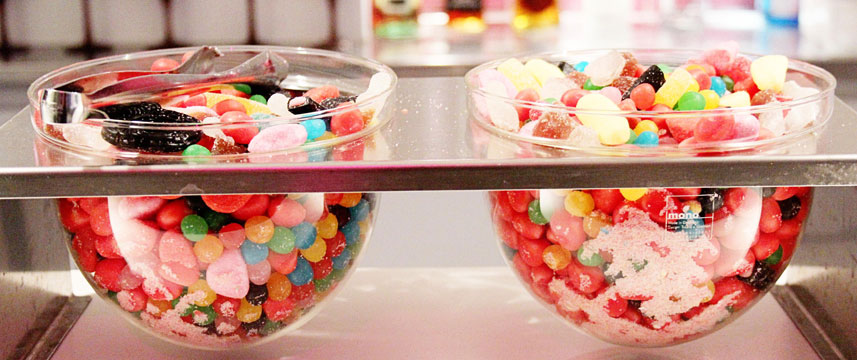 Le General - Sweets Bar Le General - Sweets Bar