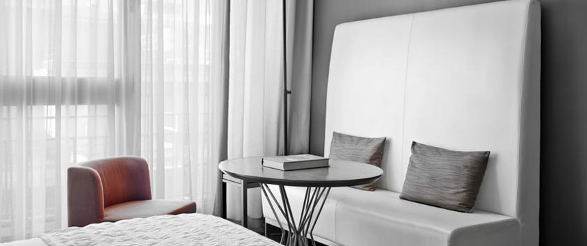 Le Meridien Nice - Bedroom Seating