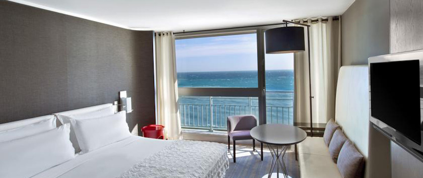Le Meridien Nice - Bedroom View
