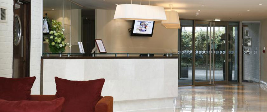 Legacy Falcon Hotel - Reception Area