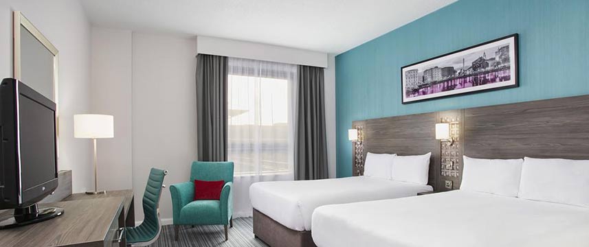 Leonardo Hotel Brighton - Triple Room