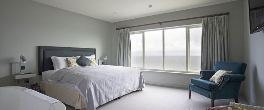 Lewinnick Lodge - Sea View Double