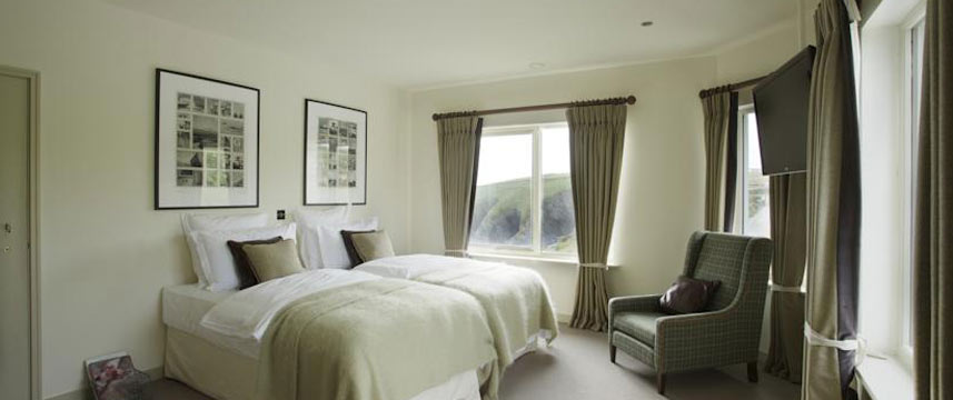 Lewinnick Lodge - Twin Room