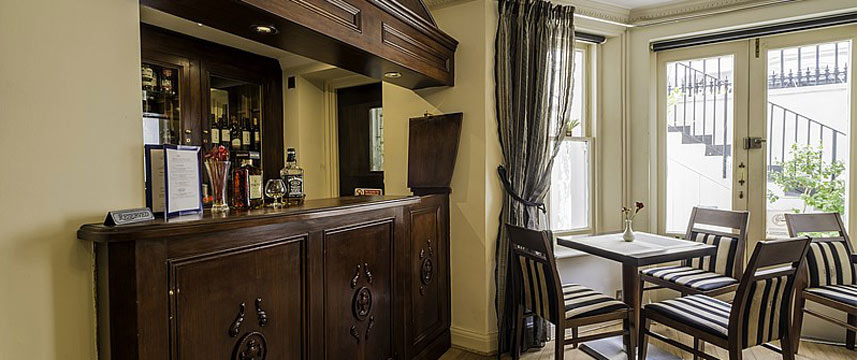 London Lodge Stephanies Bar London Lodge Stephanies Bar