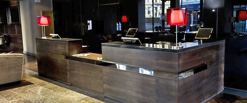 Lorne Hotel - Reception Lorne Hotel - Reception