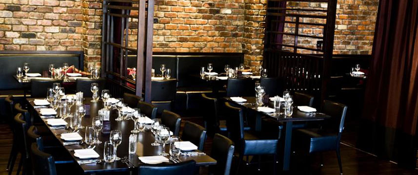 Lorne Hotel - Restaurant Seating Lorne Hotel - Restaurant Seating