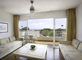 Los Naranjos Apartments