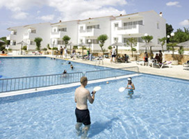 Los Naranjos Apartments