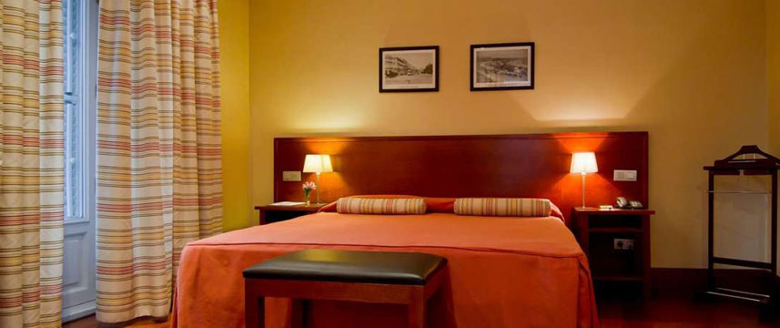 Lusso Infantas - Superior Bedroom Lusso Infantas - Superior Bedroom