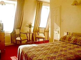 Lynams Hotel