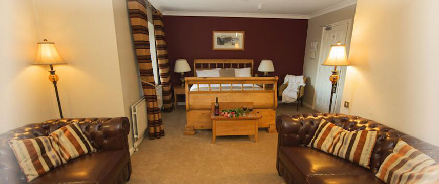 Lynch West County - Executive Suite Lynch West County - Executive Suite