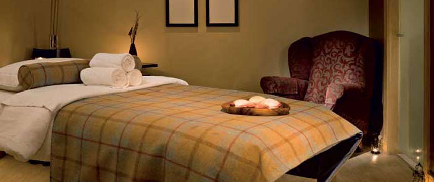 Macdonald Marine Hotel and Spa - Treatment Room Macdonald Marine Hotel and Spa - Treatment Room