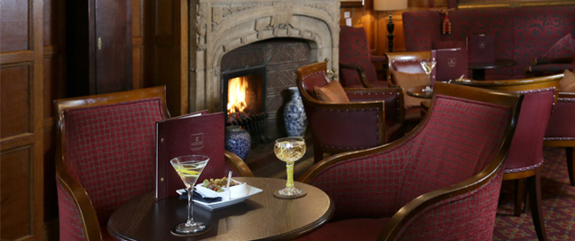 Macdonald Randolph Hotel - Bar Area Macdonald Randolph Hotel - Bar Area