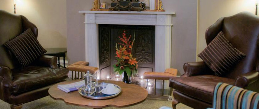 Macdonald Swans Nest Hotel - Fireplace