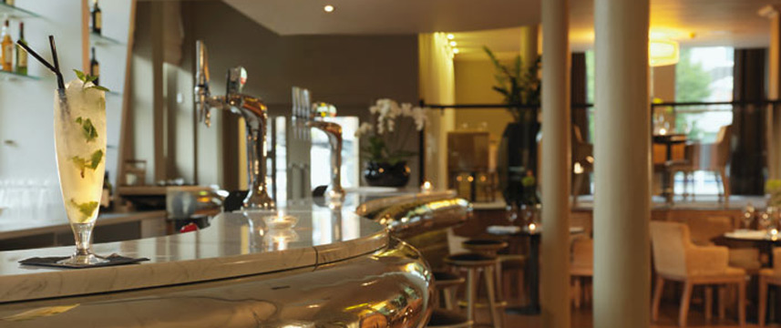 Macdonald Townhouse Manchester Bar Area Macdonald Townhouse Manchester Bar Area