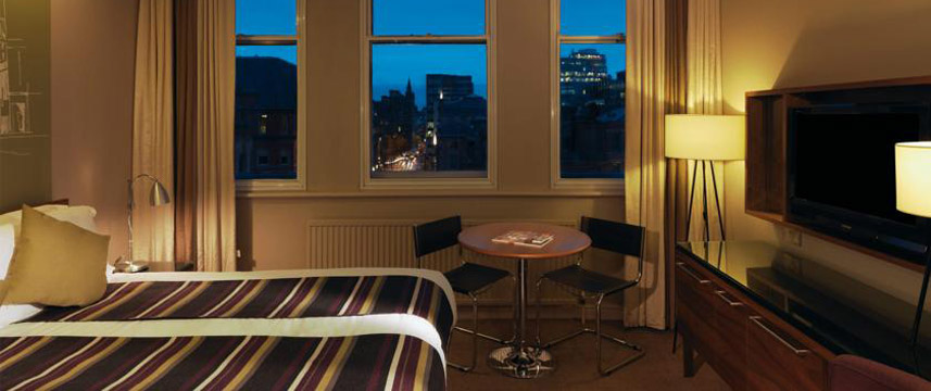 Macdonald Townhouse Manchester Bedroom View Macdonald Townhouse Manchester Bedroom View