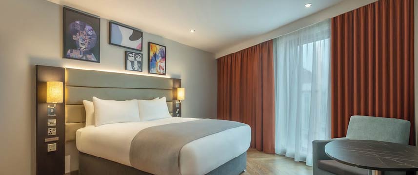 Maldron Hotel Finsbury Park - Accessible Room Maldron Hotel Finsbury Park - Accessible Room