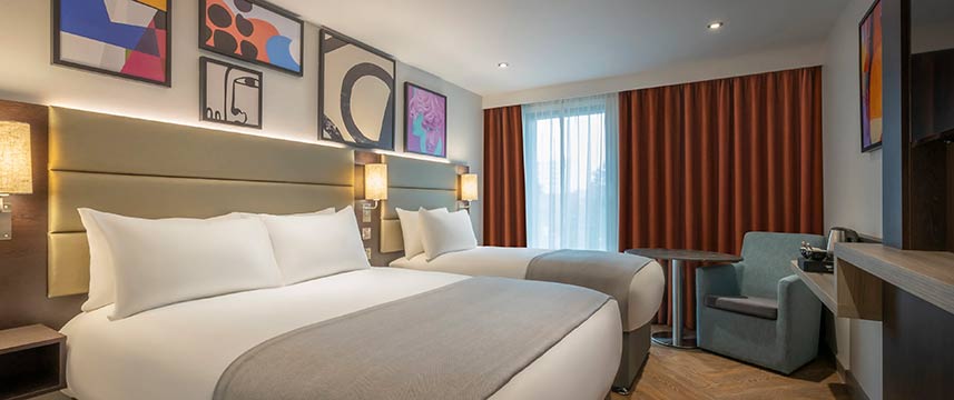 Maldron Hotel Finsbury Park - Deluxe Room Maldron Hotel Finsbury Park - Deluxe Room