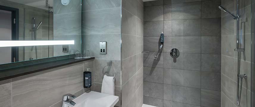 Maldron Manchester City Centre Bathroom Maldron Manchester City Centre Bathroom