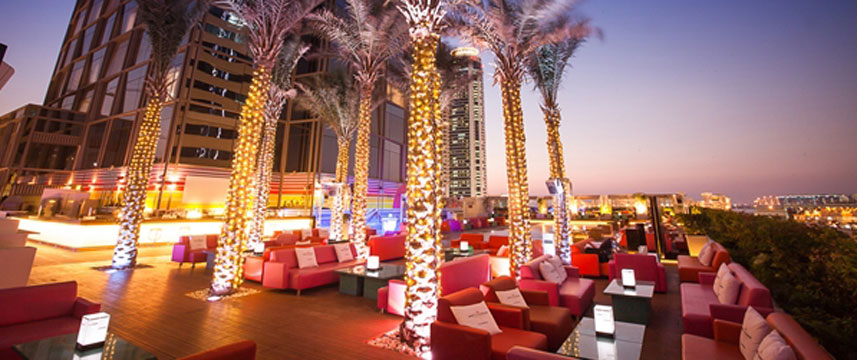 Media One Hotel Dubai - The Deck
