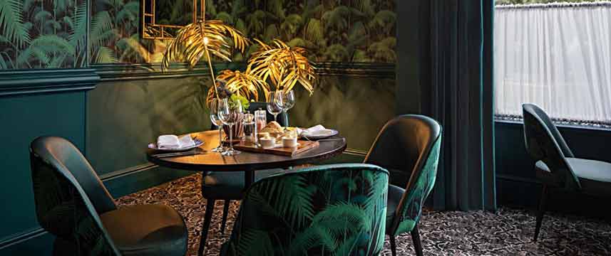 Mercure Bournemouth Queens Hotel - Brasserie Tables Mercure Bournemouth Queens Hotel - Brasserie Tables