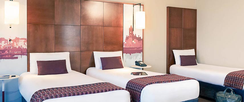 Mercure Cardiff Holland House Triple Room Mercure Cardiff Holland House Triple Room