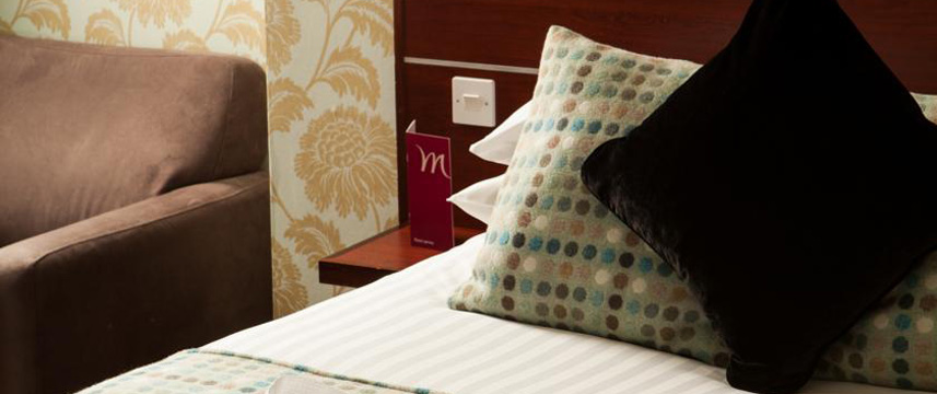 Mercure Manchester Picadilly Bedroom Detail